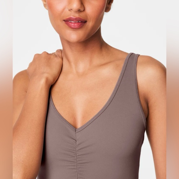 SPANX deep dive booty boost jumpsuit - Picture 2 of 7